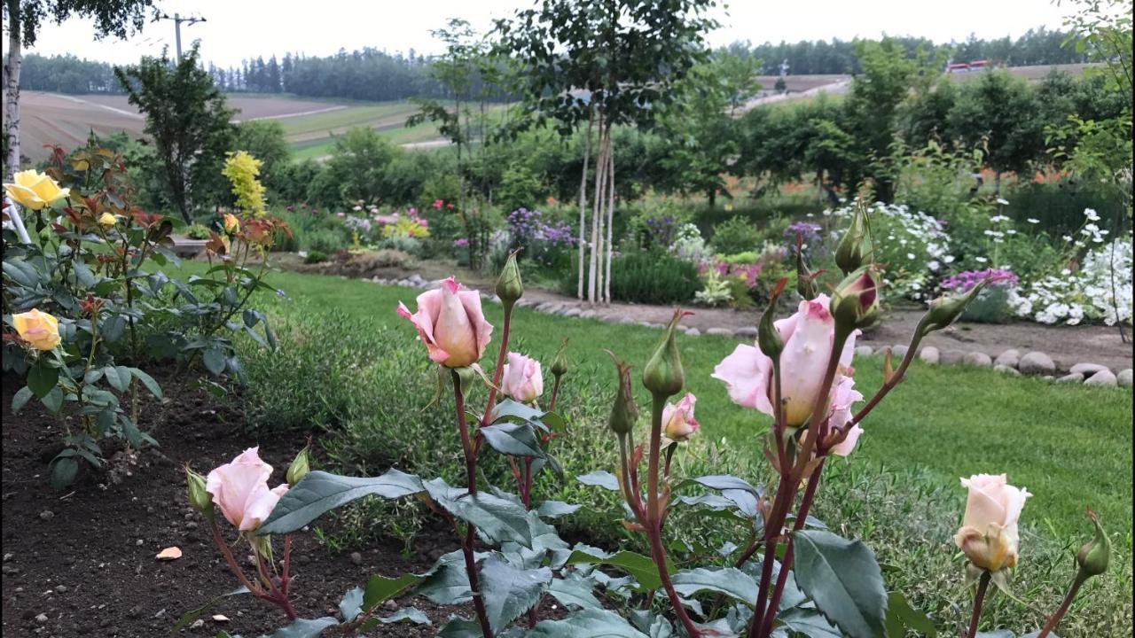 Affittacamere Ritz Garden Niji Biei Esterno foto